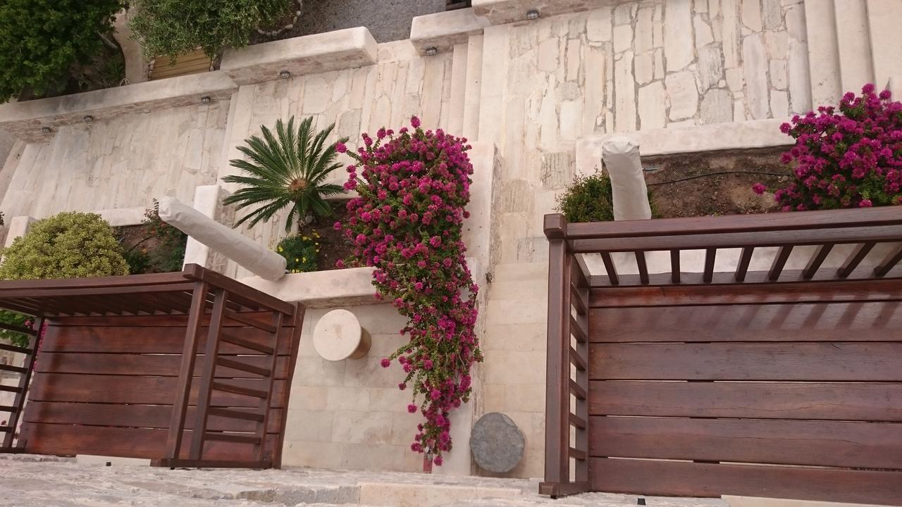 Lithos Traditional Ferienhaus *