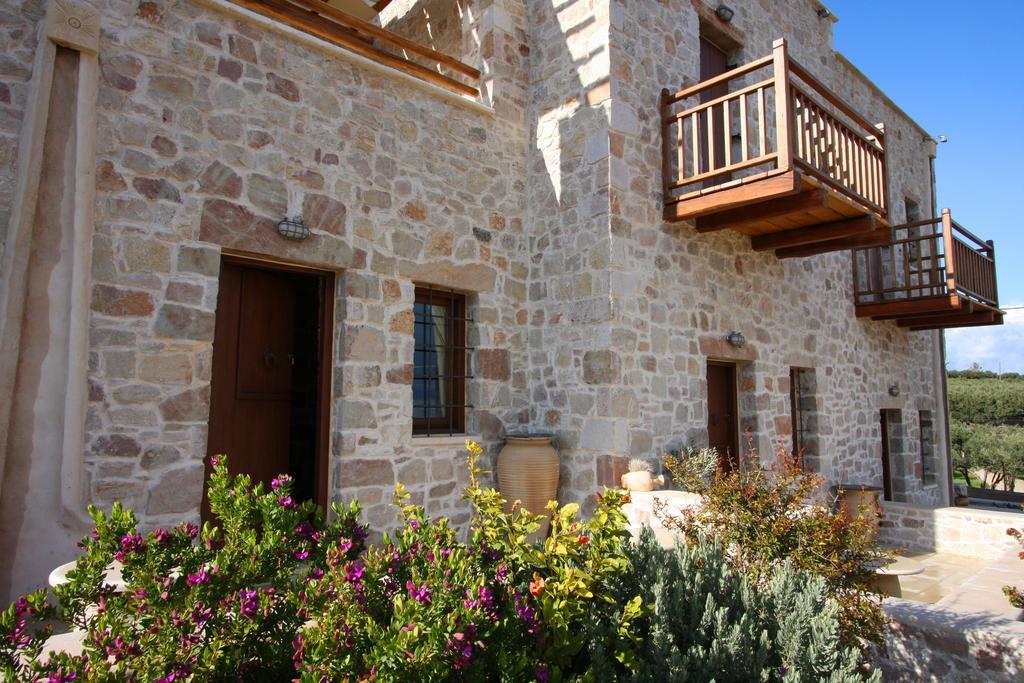 Lithos Traditional